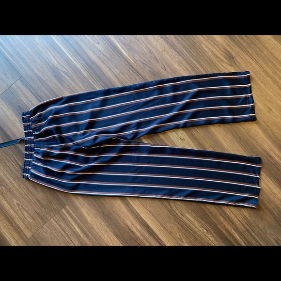 Silky Elastic Waist Pants - Picture 3 of 3